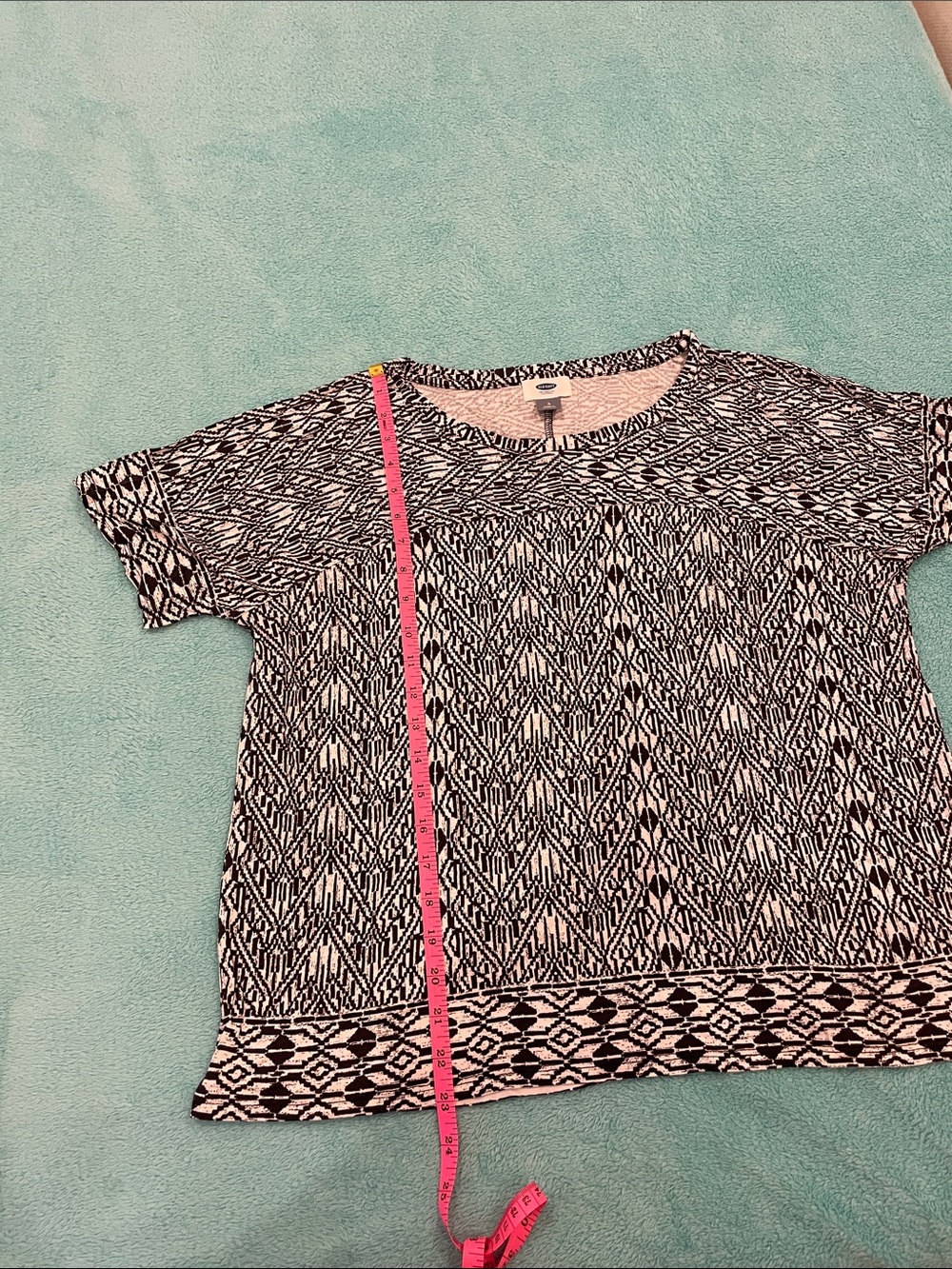 Old Navy tee size large - Picture 7 of 8